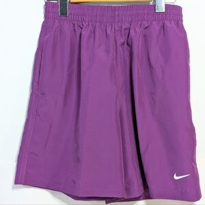 Nike Women's Purple Athletic Running Shorts Size Large Elastic Waist DX5382-503